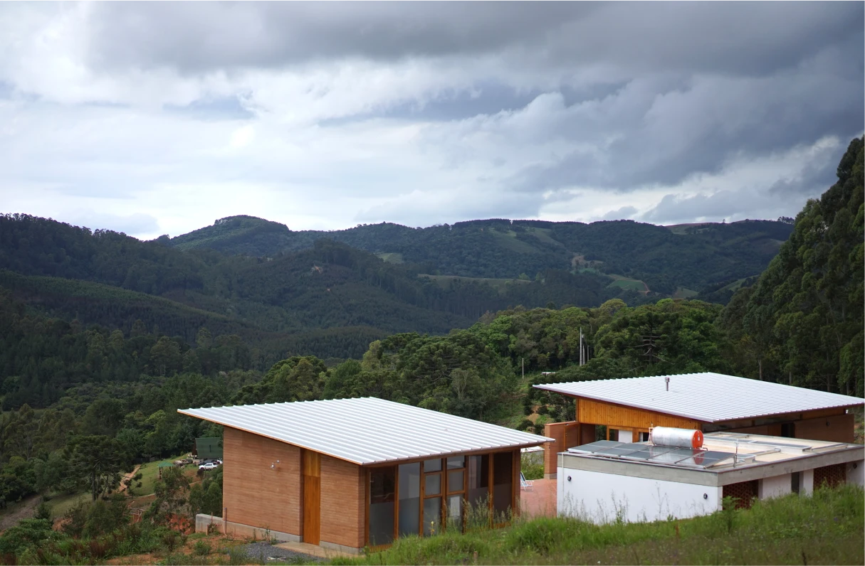 Pátio Guapuruvu House - Cases de Obras Kingspan
